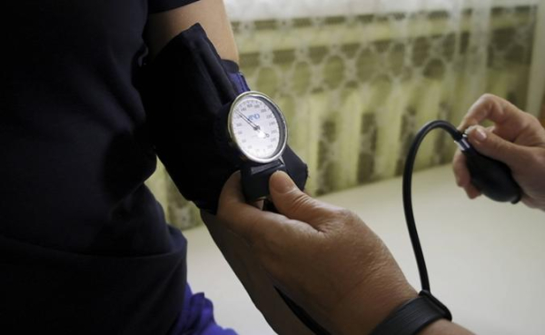 Ученые назвали неожиданную причину высокого давления
