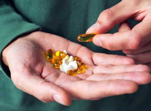 Врач рассказал, как выявить передозировку витамином D