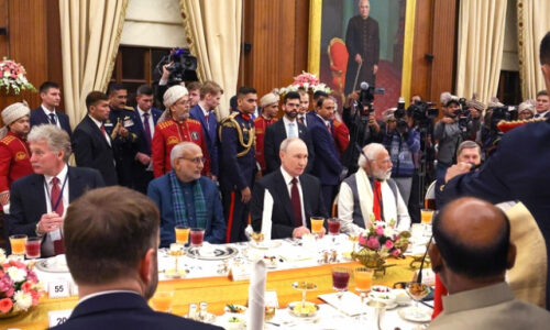 «Мозгов-то у вас нет»: доктор Мясников обругал россиян за неумение пить воду «Мозгов-то у вас нет»: доктор Мясников обругал россиян за неумение пить воду