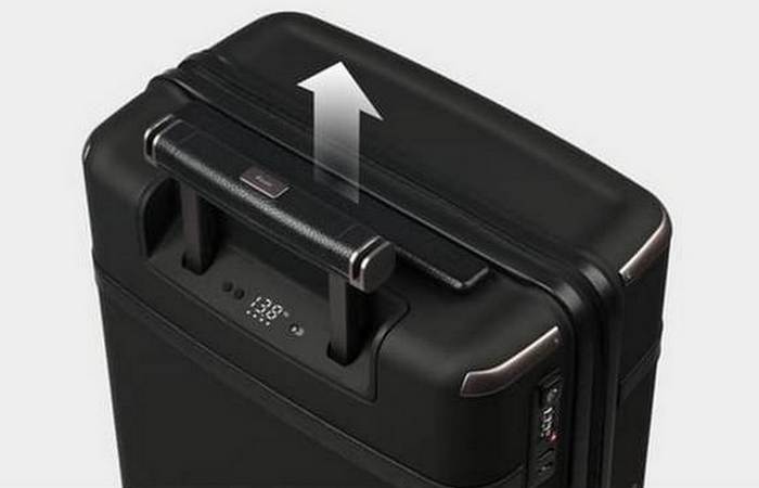 И зарядка для гаджетов.